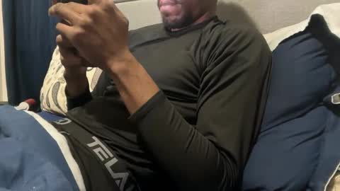 theeshooterr online show from February 3, 10:32 pm