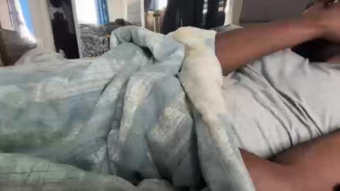 theeshooterr online show from October 14, 3:04 pm