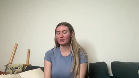 Alyssa Rhoades online show from May 30, 1:15 am