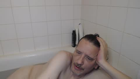 Green online show from April 10, 9:30 pm