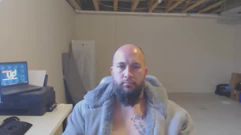 thehawaiian93 online show from May 12, 2:37 pm