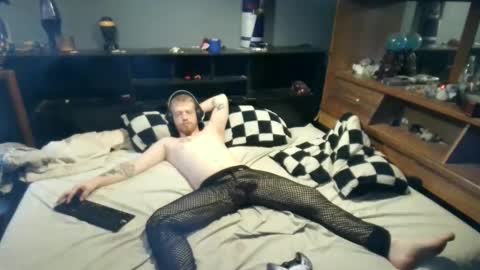 fuzzyfox online show from September 9, 10:54 pm