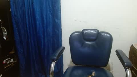 thehousedog online show from March 21, 1:16 pm