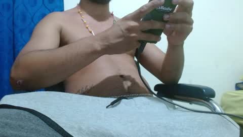 thehousedog online show from March 30, 1:06 am