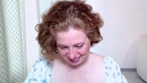 Ella online show from September 18, 6:06 am