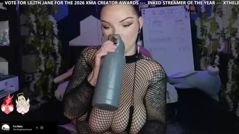Lilith Jane online show from April 30, 12:04 am