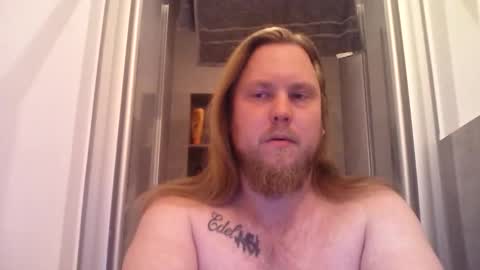 thenewdude1992 online show from November 3, 7:26 pm