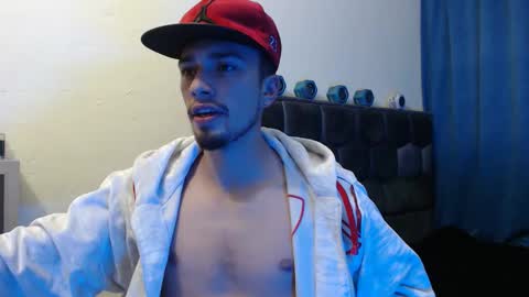 Theo online show from November 5, 8:27 am