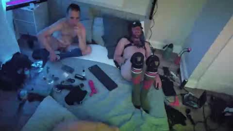 theperfectbottom online show from November 17, 11:46 am