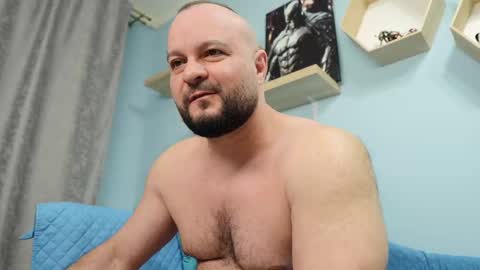 Snapshot of thephenomone chatting on March 8, 5:38 am Chris online show from March 8, 5:38 am