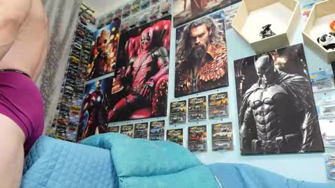 Snapshot of thephenomone chatting on September 23, 5:01 am Chris online show from September 23, 5:01 am