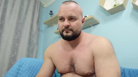 Snapshot of thephenomone chatting on February 14, 2:23 pm Chris online show from February 14, 2:23 pm