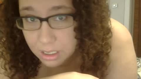 Snapshot of theplayfulbbw chatting on October 25, 5:24 pm Amelia online show from October 25, 5:24 pm