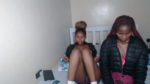 therealdesire online show from February 27, 7:12 am