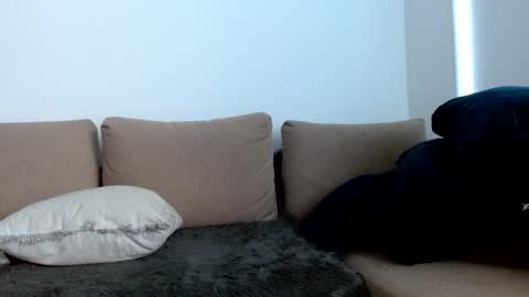 Yoshi online show from February 25, 2:37 pm