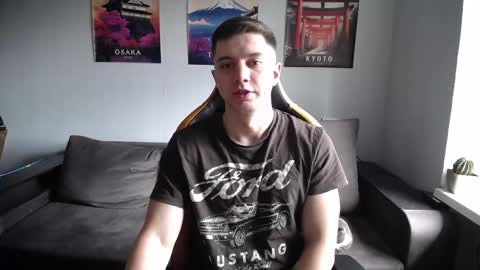 Nick   online show from April 11, 7:45 am