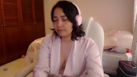 Mai online show from June 20, 5:19 pm