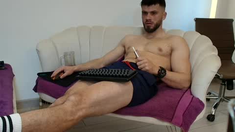 TheTopAlex online show from April 8, 4:26 am