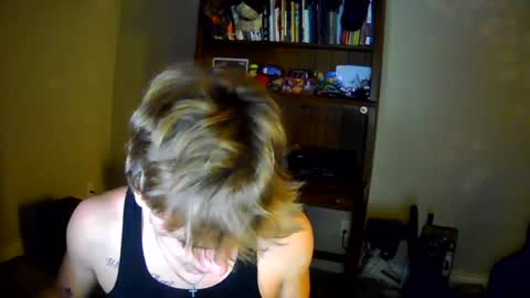 Vince online show from August 3, 2:46 am
