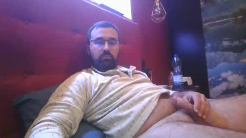 Carlos1990 online show from December 19, 2:34 am