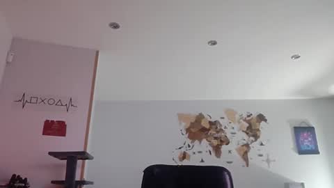 thewitcher69_ online show from April 8, 11:08 pm