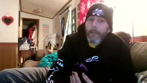 Snapshot of theycallmemellowthebreeze chatting on January 8, 2:35 pm mellow online show from January 8, 2:35 pm