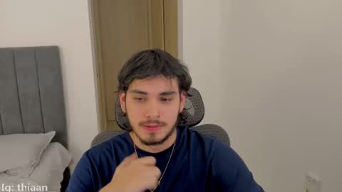 Snapshot of thiaan__ chatting on September 28, 4:21 am thiaan__ online show from September 28, 4:21 am
