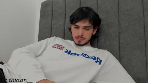 Snapshot of thiaan__ chatting on September 24, 3:57 am thiaan__ online show from September 24, 3:57 am