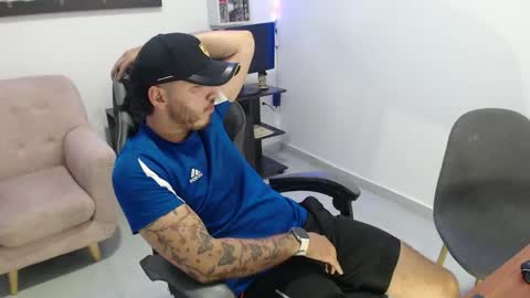 thiago_420 online show from May 27, 1:57 am