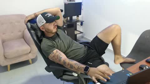 thiago_420 online show from May 28, 1:58 am
