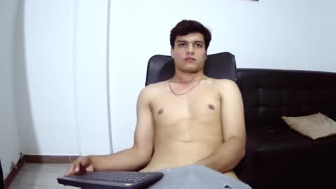 Thiago Diaz online show from February 9, 11:46 pm