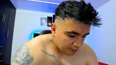 Thiago online show from February 9, 5:40 am