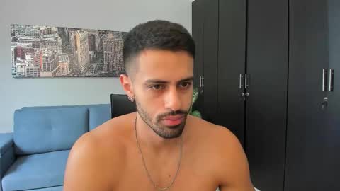 thiago_driussi online show from October 10, 2:12 pm