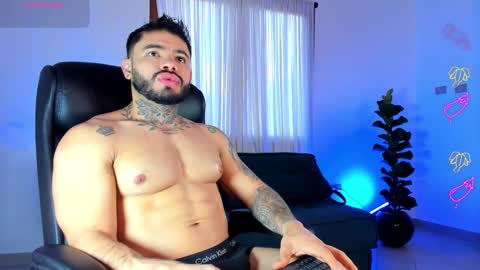 thiago online show from November 25, 10:41 pm