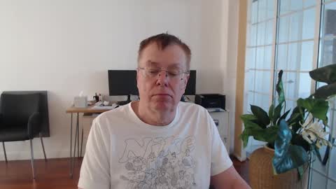 Play online show from January 7, 1:14 pm
