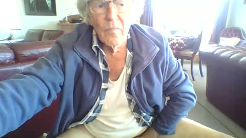 Thickcockat71 online show from March 9, 11:31 pm