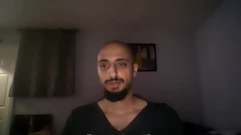 Snapshot of thickdickeddom chatting on October 22, 9:01 am ThickDickedDom online show from October 22, 9:01 am