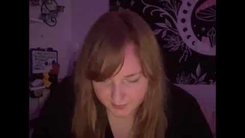 Ariel online show from February 24, 5:00 am