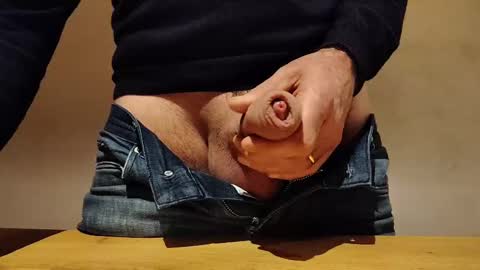 Snapshot of thickrum chatting on March 5, 9:26 pm Thickru online show from March 5, 9:26 pm