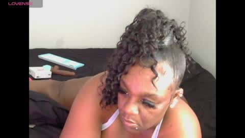 Thickumzz41 online show from July 5, 12:25 am