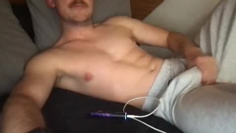 thierrinho8148 online show from February 28, 9:24 am