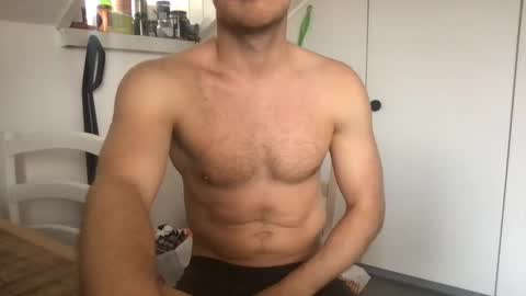 thierrinho8148 online show from January 2, 10:37 am