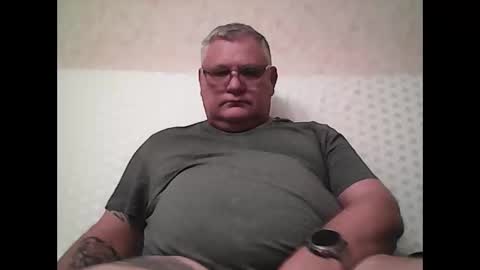 Snapshot of thierrysymp chatting on October 22, 4:08 pm Thierrysymp online show from October 22, 4:08 pm