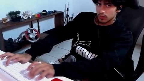 thieves_us online show from November 24, 7:07 am