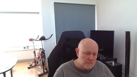thomas806035 online show from June 23, 2:12 pm