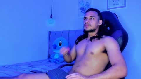 Thomas online show from March 10, 11:12 am