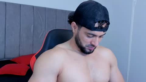 Thomas Brandon online show from January 7, 5:34 am