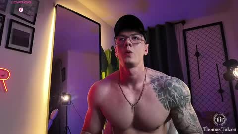 Thomas Falcon online show from June 9, 12:33 am