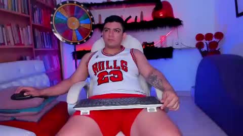 Thomas online show from June 17, 3:06 pm