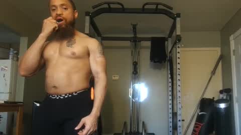 Snapshot of thomasgwhitecft chatting on March 12, 12:09 am FatherTime online show from March 12, 12:09 am
